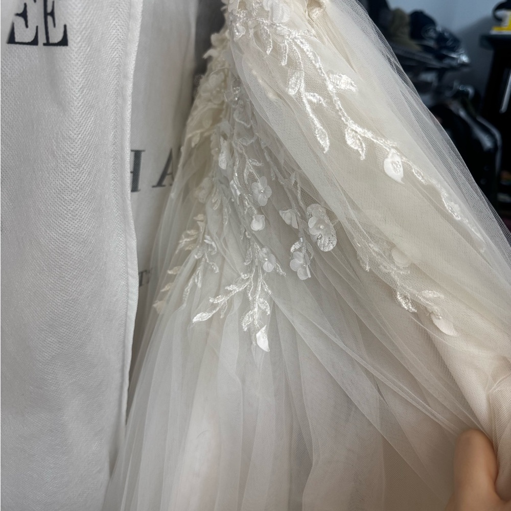 Berta Bridal 18-116 Overskirt only, gorgeous! - Picture 8 of 10